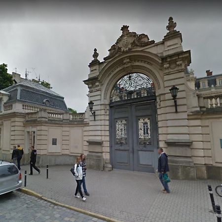 Студия С Дизайнерским Ремонтом Liov Exterior foto